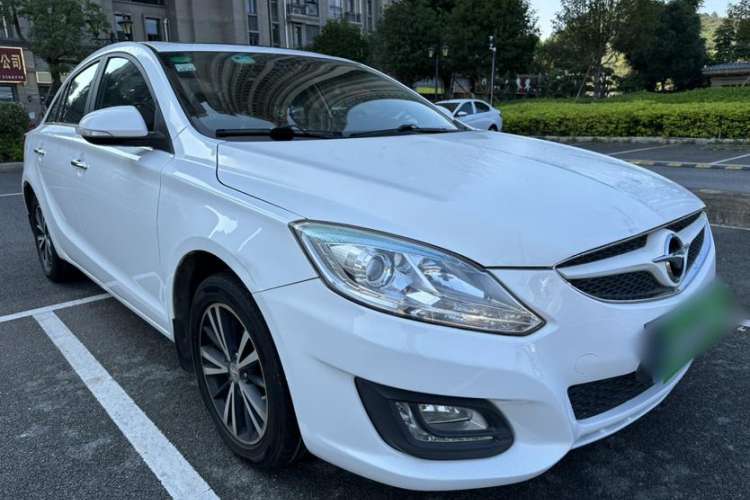 Used Haima M6 2017 1.5T CVT Sporty Premium Model Exterior 4