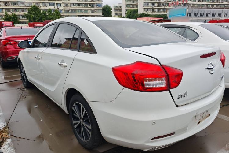 Used Haima M6 2017 1.6L Manual Comfort Model Exterior 5
