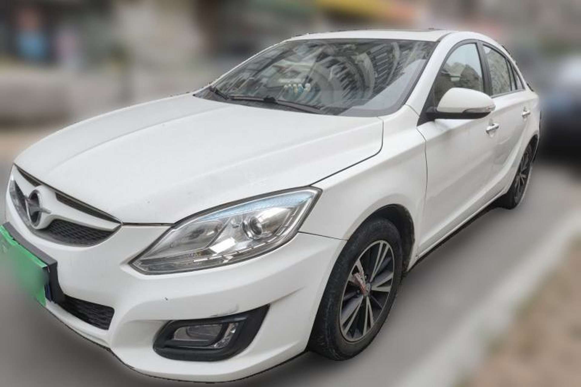 Used Haima M6 2017 1.5T CVT Luxury Model Front Left 45 Deg
