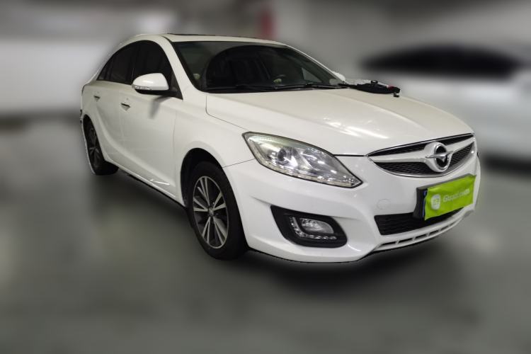 Used Haima M6 2017 1.6L Manual Sport Smart Model Front Right 45 Deg