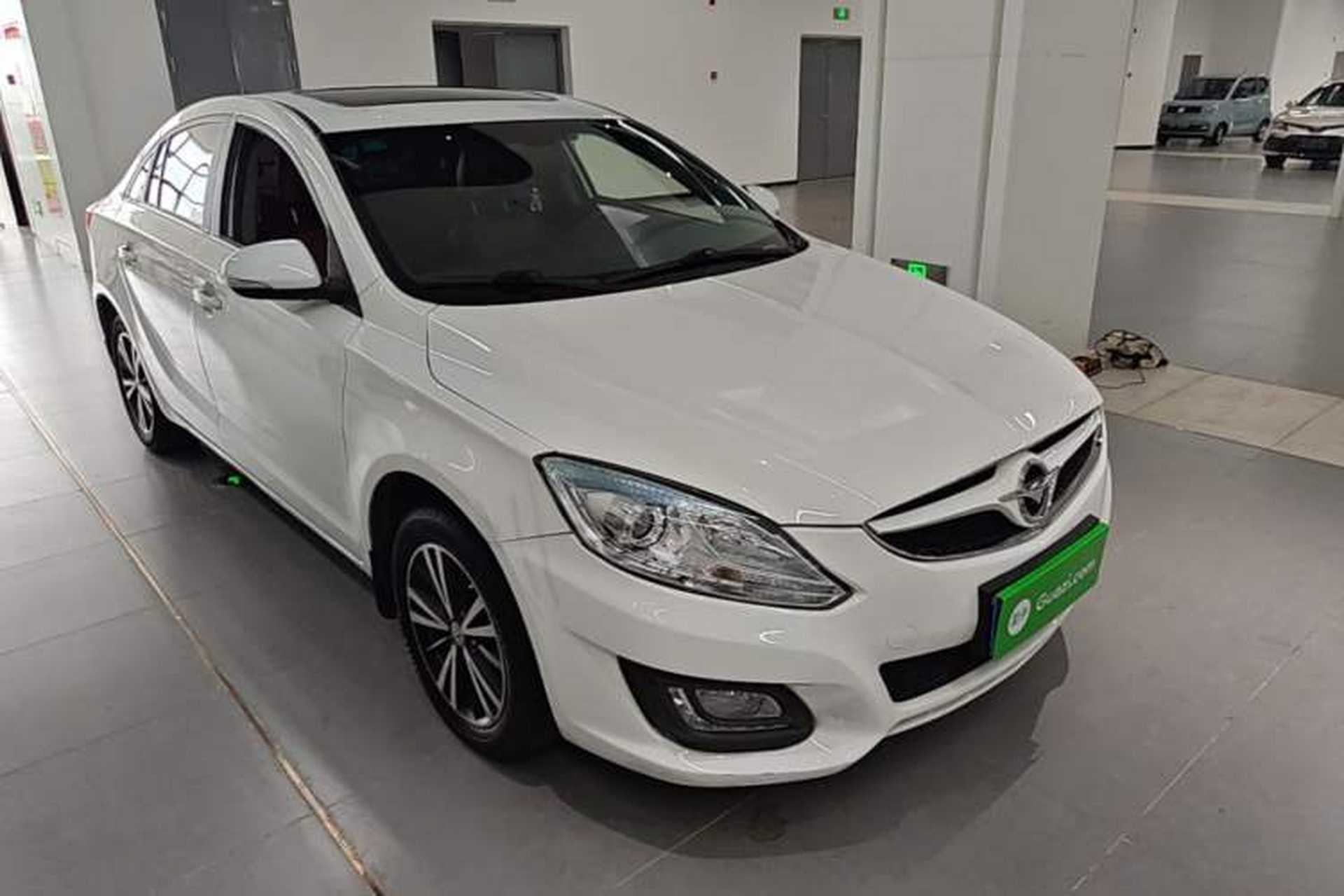 Used Haima M6 2017 1.5T CVT Luxury Model Front Right 45 Deg
