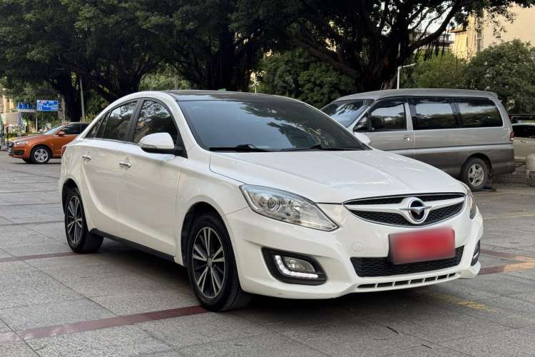 Used Haima M6 2017 1.6L Manual Comfort Model Front Right 45 Deg