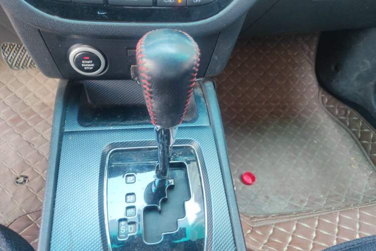 Used Haima M6 2017 1.5T CVT Luxury Model Gear Lever