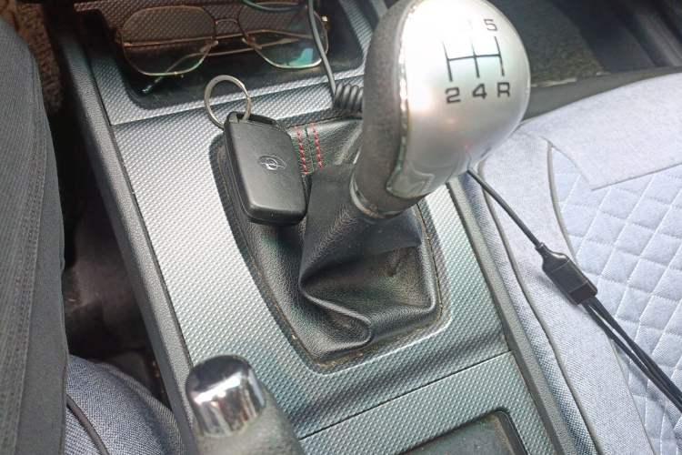 Used Haima M6 2017 1.6L Manual Comfort Model Gear Lever