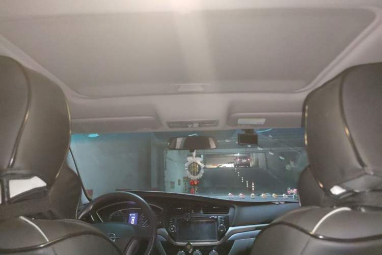 Used Haima M6 2017 1.6L Manual Comfort Model Headliner