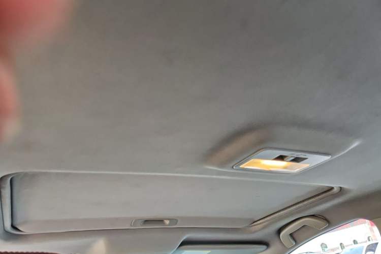 Used Haima M6 2017 1.5T CVT Luxury Model Headliner