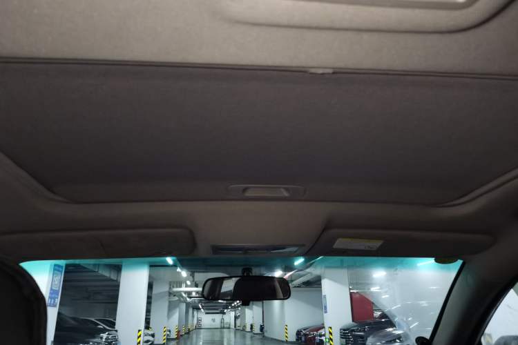 Used Haima M6 2017 1.6L Manual Sport Smart Model Headliner