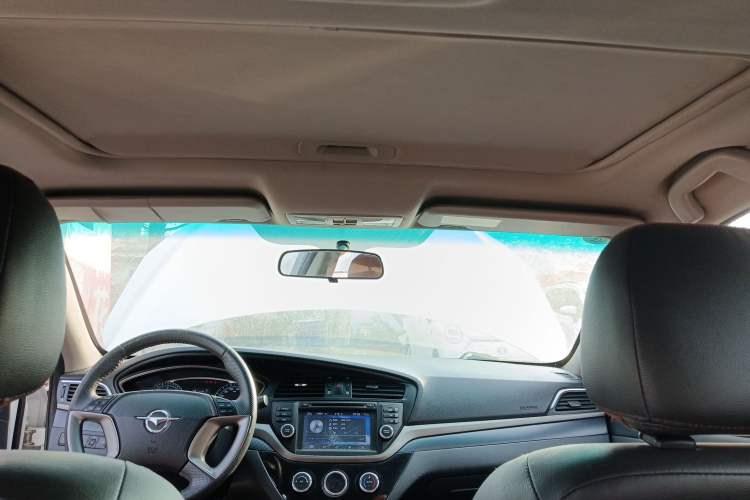 Used Haima M6 2017 1.5T CVT Luxury Model Headliner