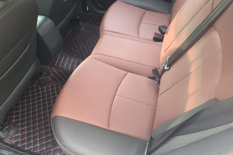 Used Haima M6 2017 1.5T CVT Luxury Model Interior 1