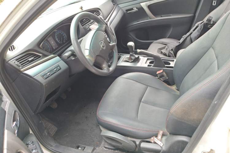 Used Haima M6 2017 1.6L Manual Comfort Model Left Front Seat