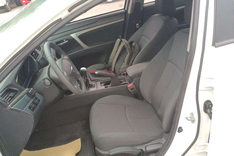 Used Haima M6 2017 1.6L Manual Comfort Model Left Front Seat