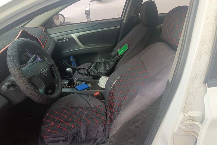 Used Haima M6 2017 1.6L Manual Comfort Model Left Front Seat