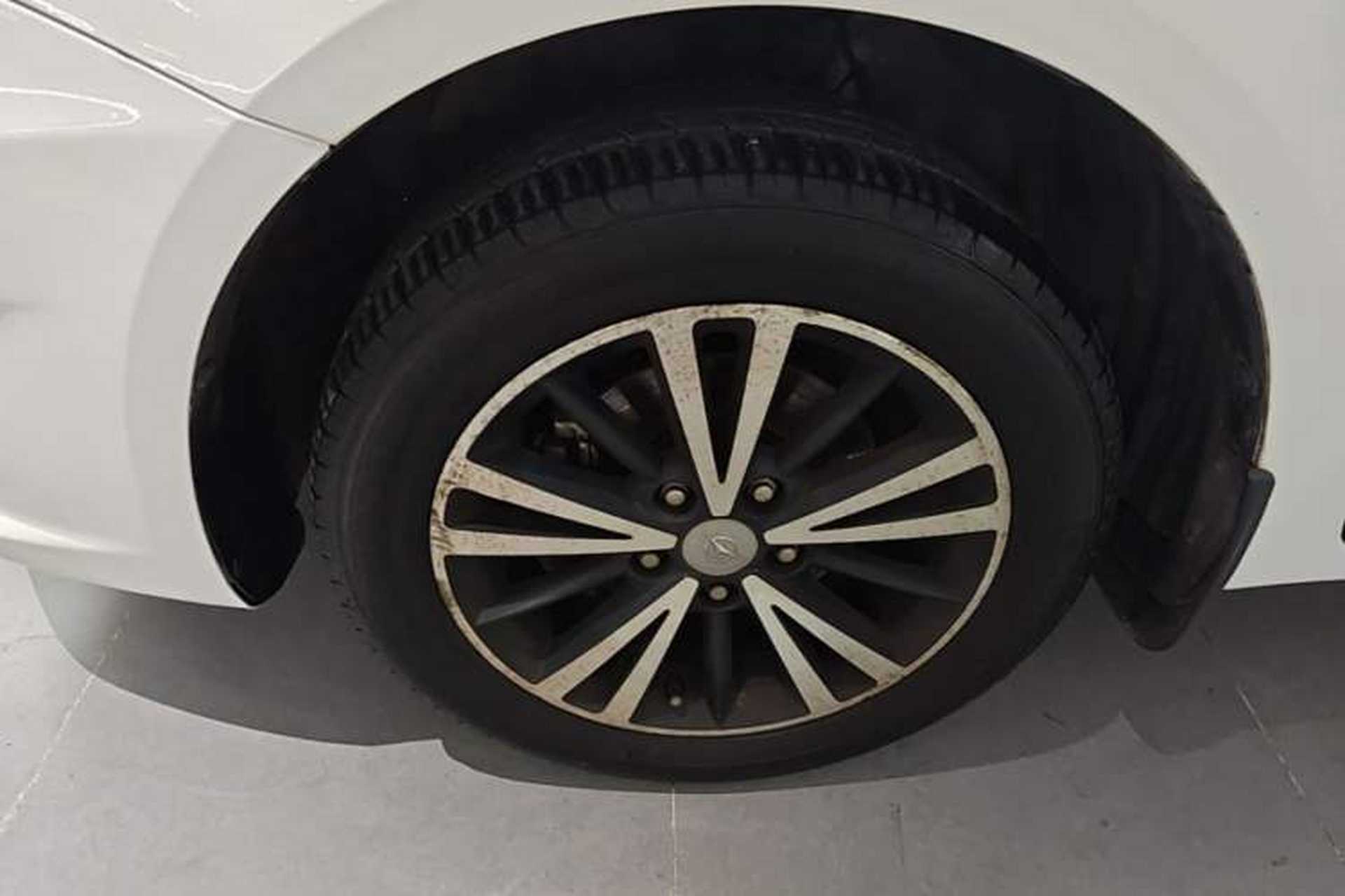 Used Haima M6 2017 1.5T CVT Luxury Model Left Front Wheel Hub