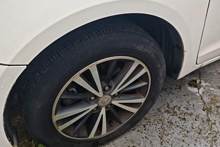 Used Haima M6 2017 1.6L Manual Comfort Model Left Front Wheel Hub
