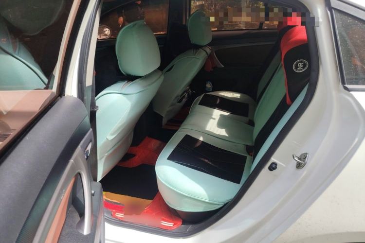 Used Haima M6 2017 1.5T CVT Luxury Model Left Rear Seat
