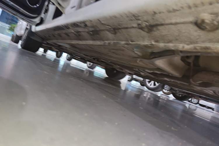 Used Haima M6 2017 1.5T CVT Luxury Model Left Side Sill
