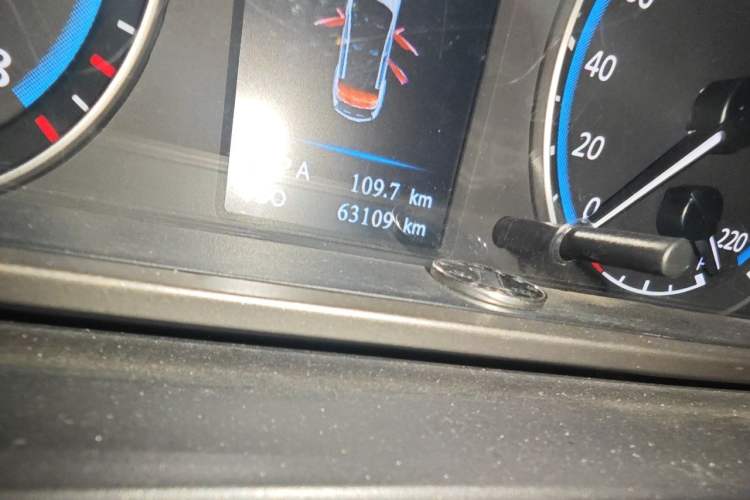 Used Haima M6 2017 1.6L Manual Sport Smart Model Odometer Close Up