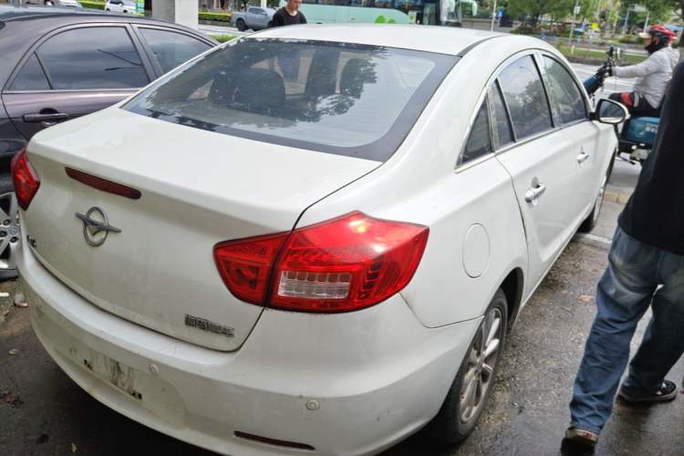 Used Haima M6 2017 1.6L Manual Comfort Model Rear Right 45 Deg