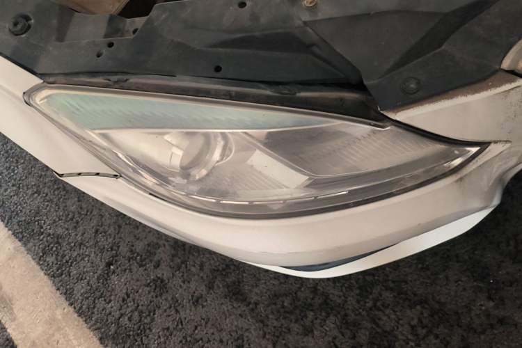 Used Haima M6 2017 1.6L Manual Sport Smart Model Right Front Headlight
