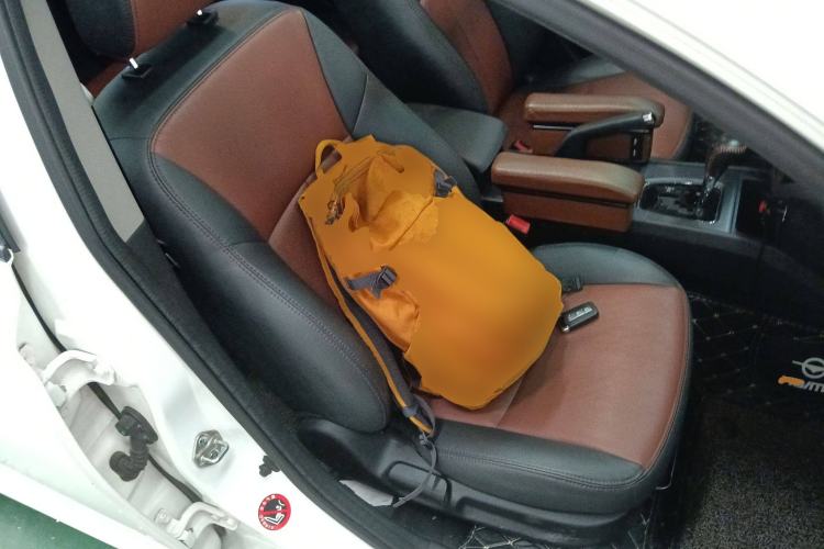 Used Haima M6 2017 1.5T CVT Luxury Model Right Front Seat