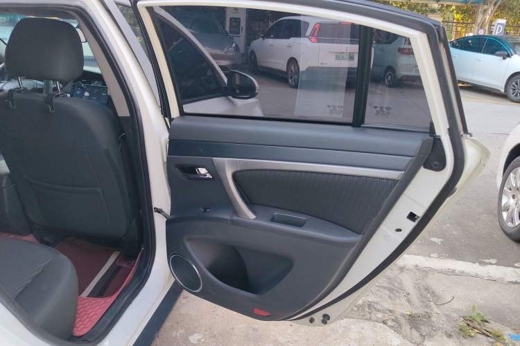 Used Haima M6 2017 1.6L Manual Comfort Model Right Rear Door Interior