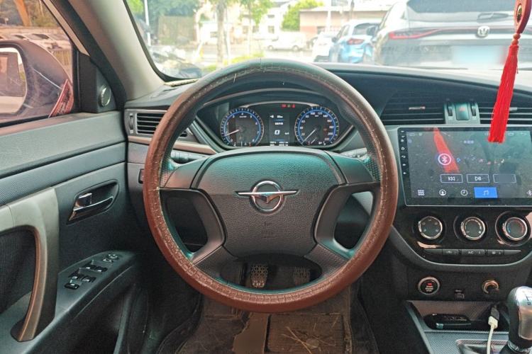Used Haima M6 2017 1.6L Manual Comfort Model Steering Wheel