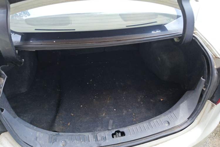 Used Haima M6 2017 1.6L Manual Comfort Model Trunk