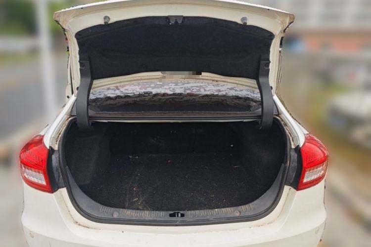 Used Haima M6 2017 1.6L Manual Comfort Model Trunk