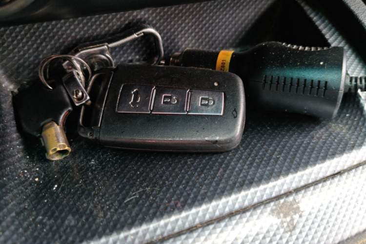 Used Haima M6 2017 1.6L Manual Comfort Model Vehicle Key