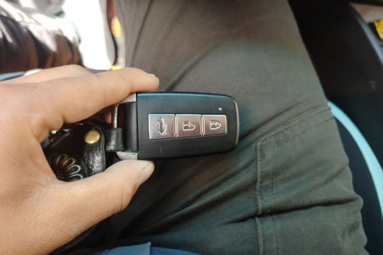 Used Haima M6 2017 1.5T CVT Luxury Model Vehicle Key