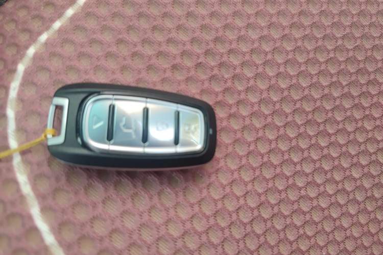 Used Haima M6 2017 1.5T CVT Sporty Premium Model Vehicle Key