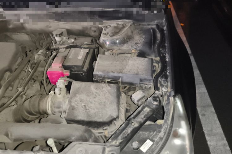Used Haima M8 2014 2.0L Manual Comfort Edition Engine Bay Left