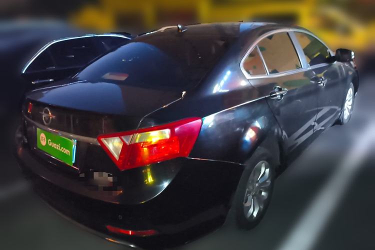 Used Haima M8 2014 2.0L Manual Comfort Edition Rear Right 45 Deg
