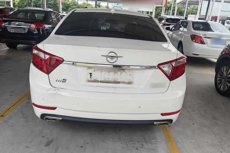 Used Haima M8 2014 2.0L Automatic Luxury Version Exterior 4