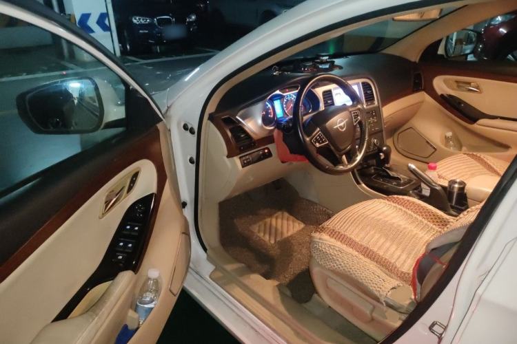 Used Haima M8 2015 1.8T Automatic Comfort Model Driver Seat