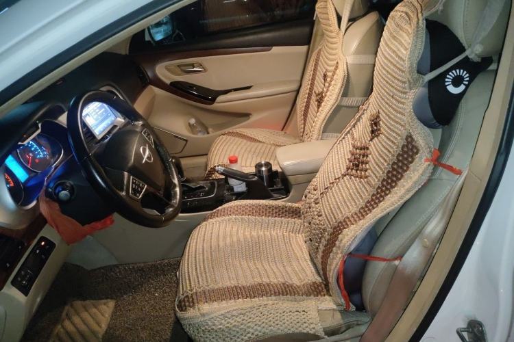 Used Haima M8 2015 1.8T Automatic Comfort Model Left Front Seat