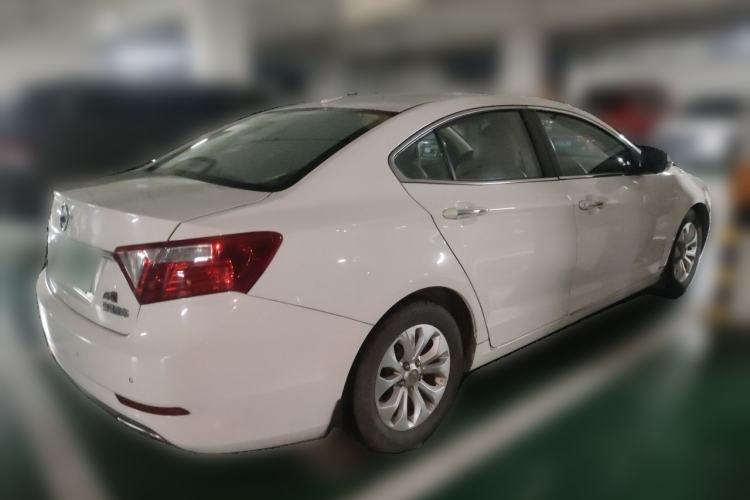 Used Haima M8 2015 1.8T Automatic Comfort Model Rear Right 45 Deg