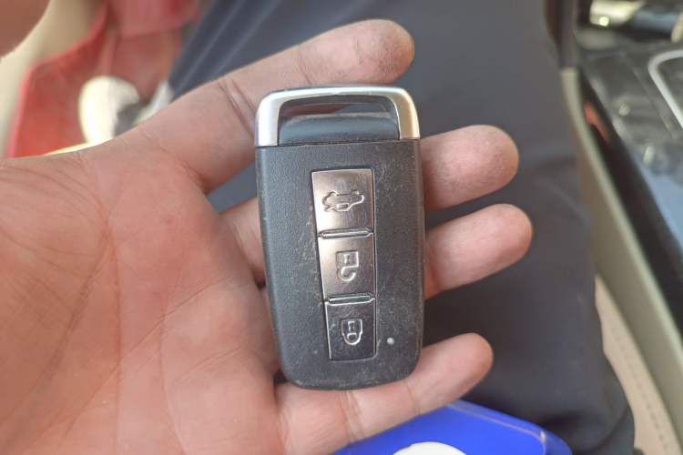 Used Haima M8 2015 1.8T Automatic Comfort Model Vehicle Key