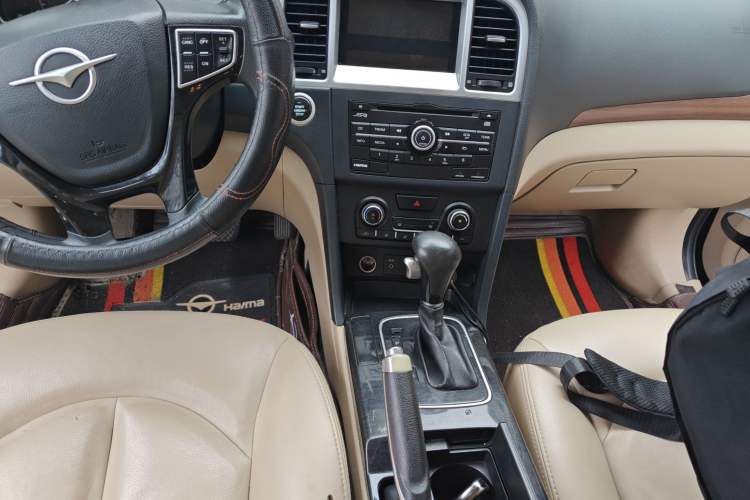 Used Haima M8 2017 1.8T Automatic Model Audio And AC Panel