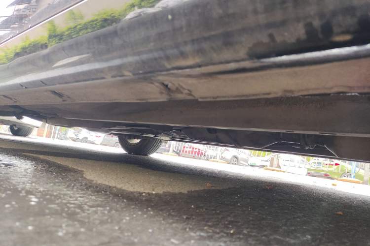Used Haima M8 2017 1.8T Automatic Model Chassis Front Right