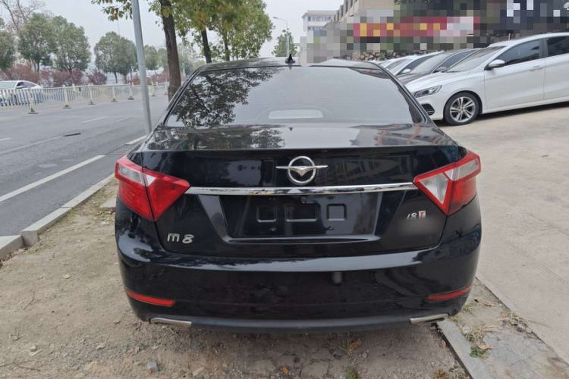 Used Haima M8 2017 1.8T Automatic Model Exterior 4