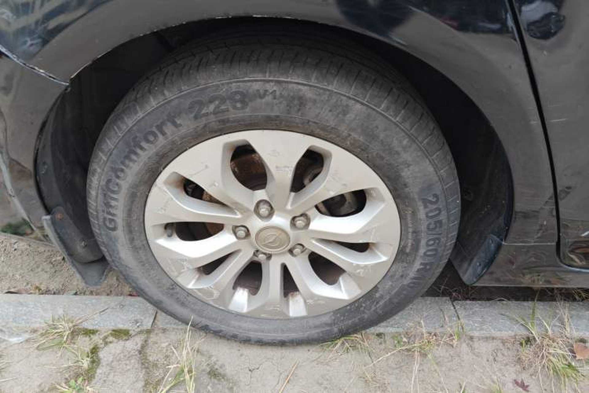 Used Haima M8 2017 1.8T Automatic Model Exterior 8