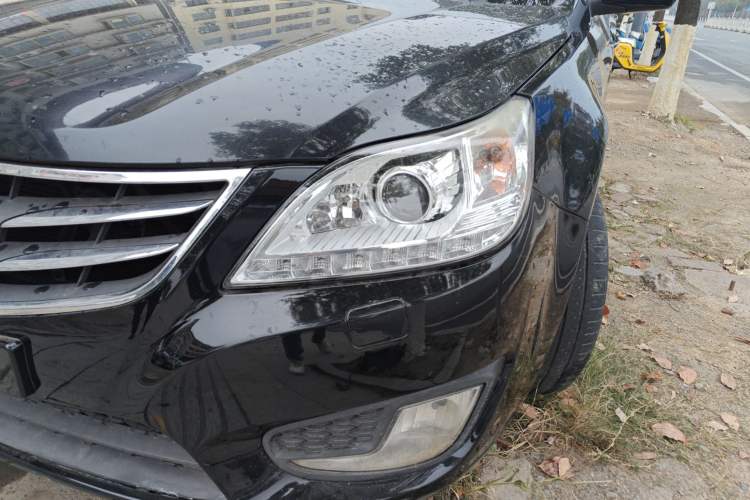 Used Haima M8 2017 1.8T Automatic Model Left Front Headlight