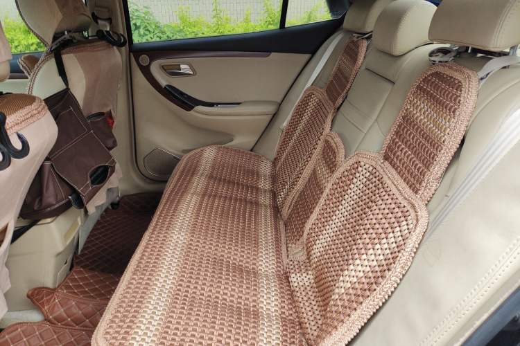 Used Haima M8 2017 1.8T Automatic Model Left Rear Seat