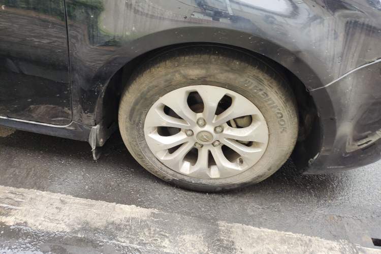 Used Haima M8 2017 1.8T Automatic Model Right Front Wheel Hub