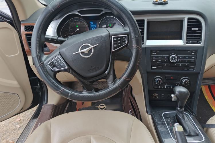 Used Haima M8 2017 1.8T Automatic Model Steering Wheel