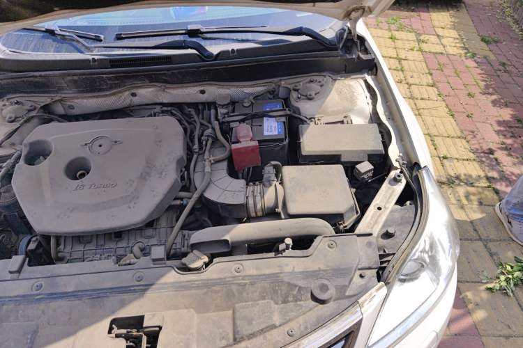 Used Haima M8 2017 1.8T Automatic Model Engine Bay Left