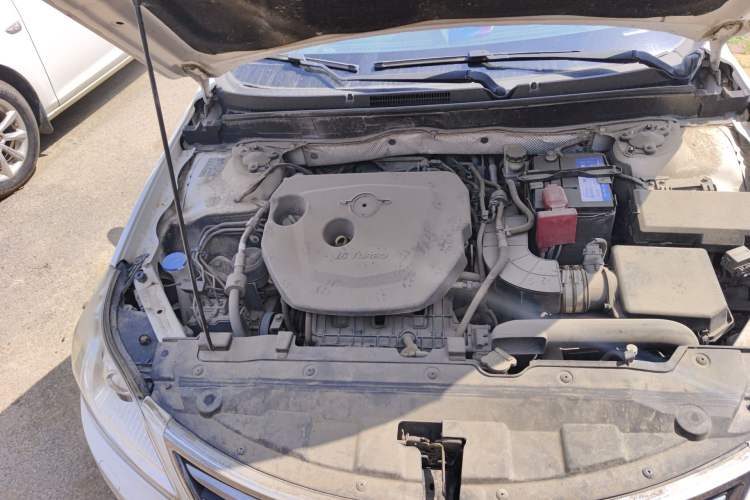 Used Haima M8 2017 1.8T Automatic Model Engine Bay Right