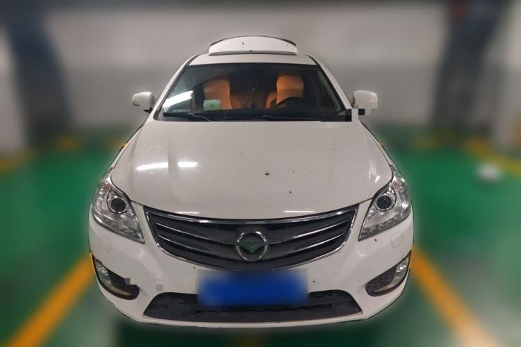 Used Haima M8 2017 1.8T Automatic Model Front