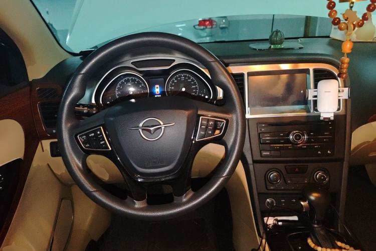 Used Haima M8 2017 1.8T Automatic Model Steering Wheel